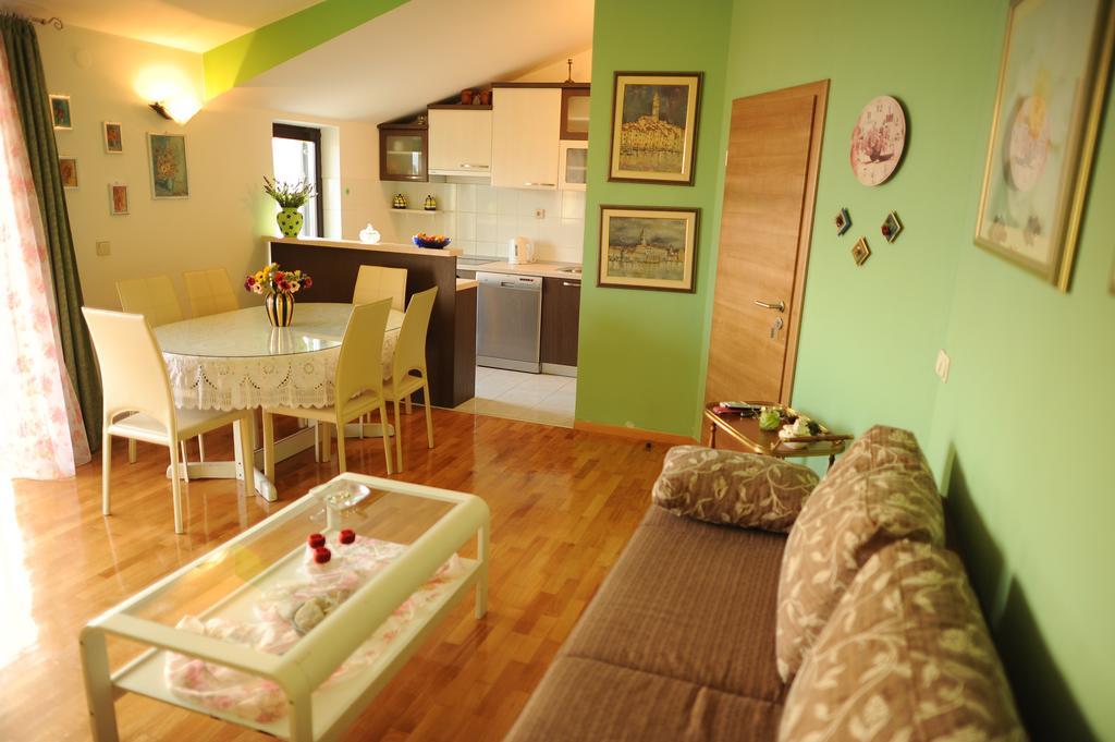 Apartments&Rooms Jelavic Seget Vranjica Kültér fotó